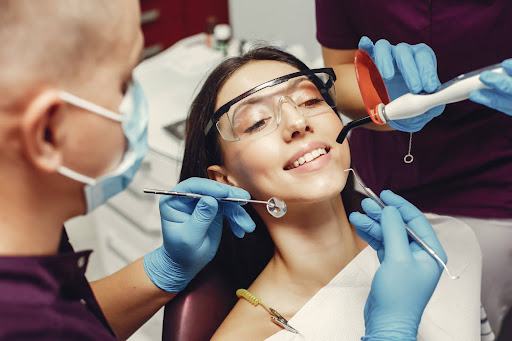 Choose the Best Cosmetic Dentist